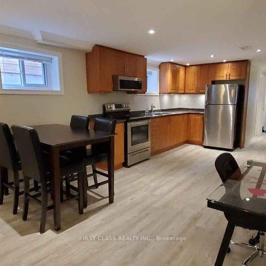 2379 Culver Way Unit bsmt photo 8