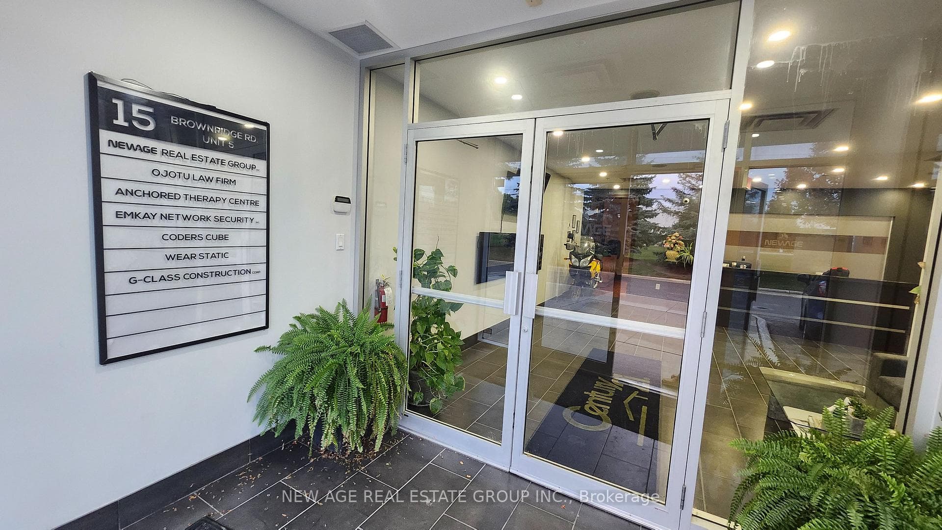 15 Brownridge Road Unit 5 - 207 photo 3