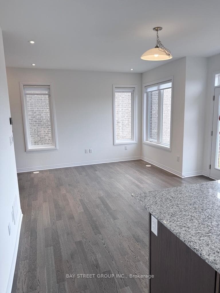 3210 Crystal Drive photo 10