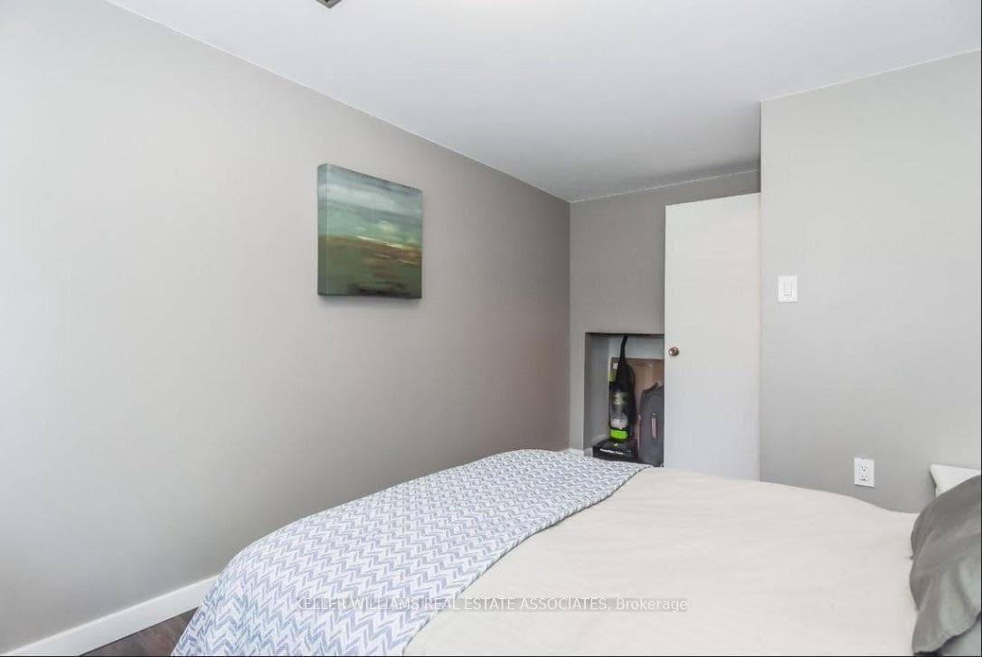 166 Country Club Drive photo 16