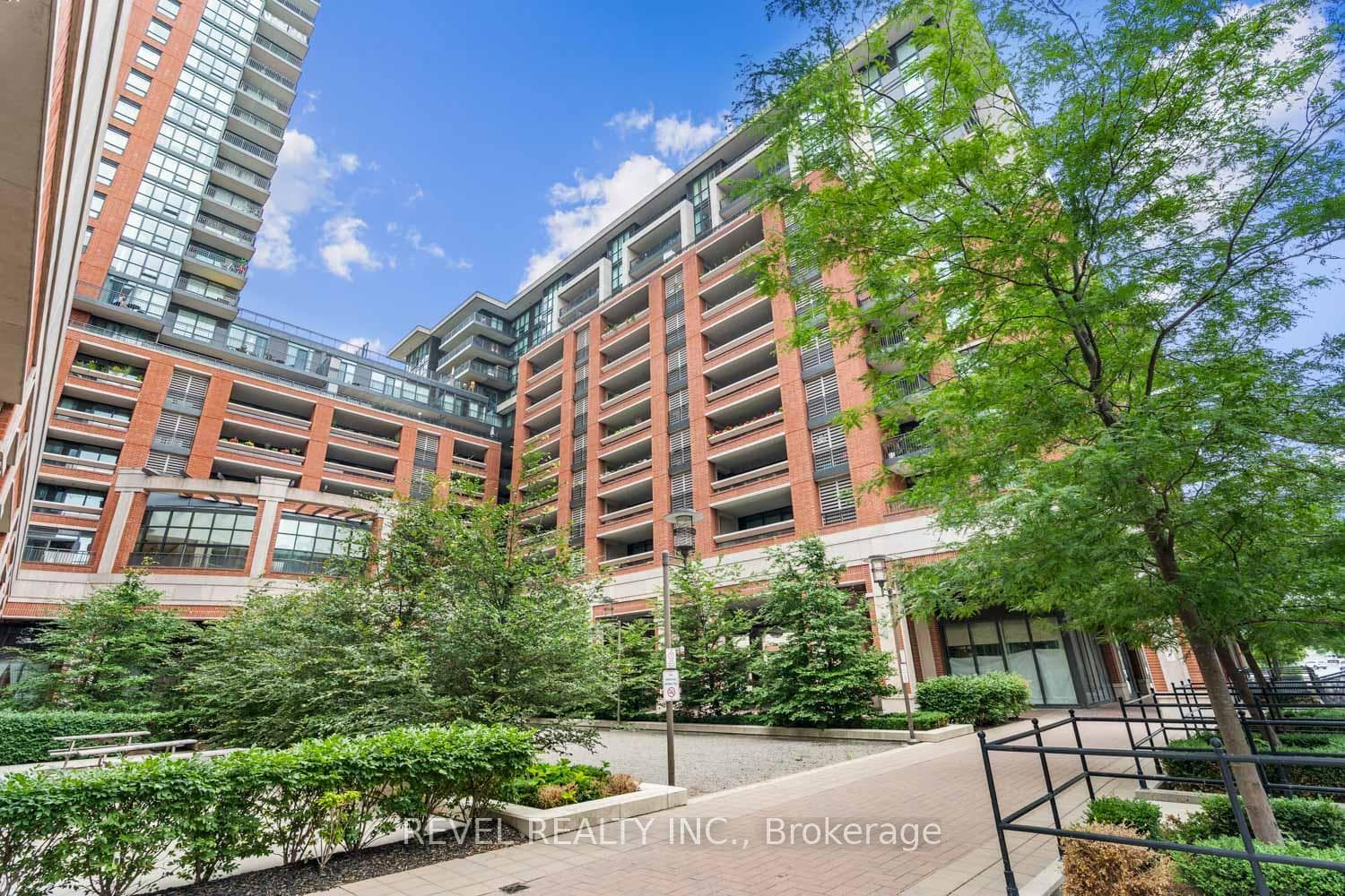 830 Lawrence Avenue Unit 510 photo 19