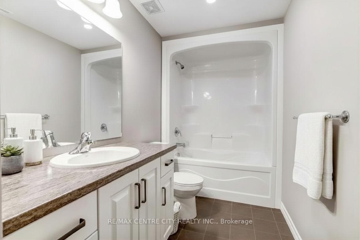 120 Southgate Parkway Unit 5 photo 27