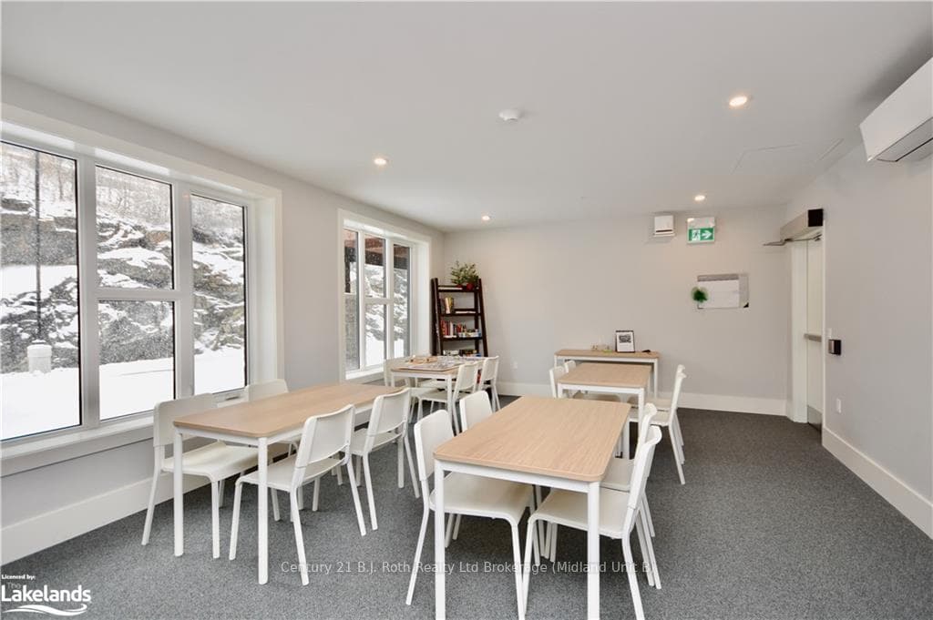 Common Meeting/Games Room