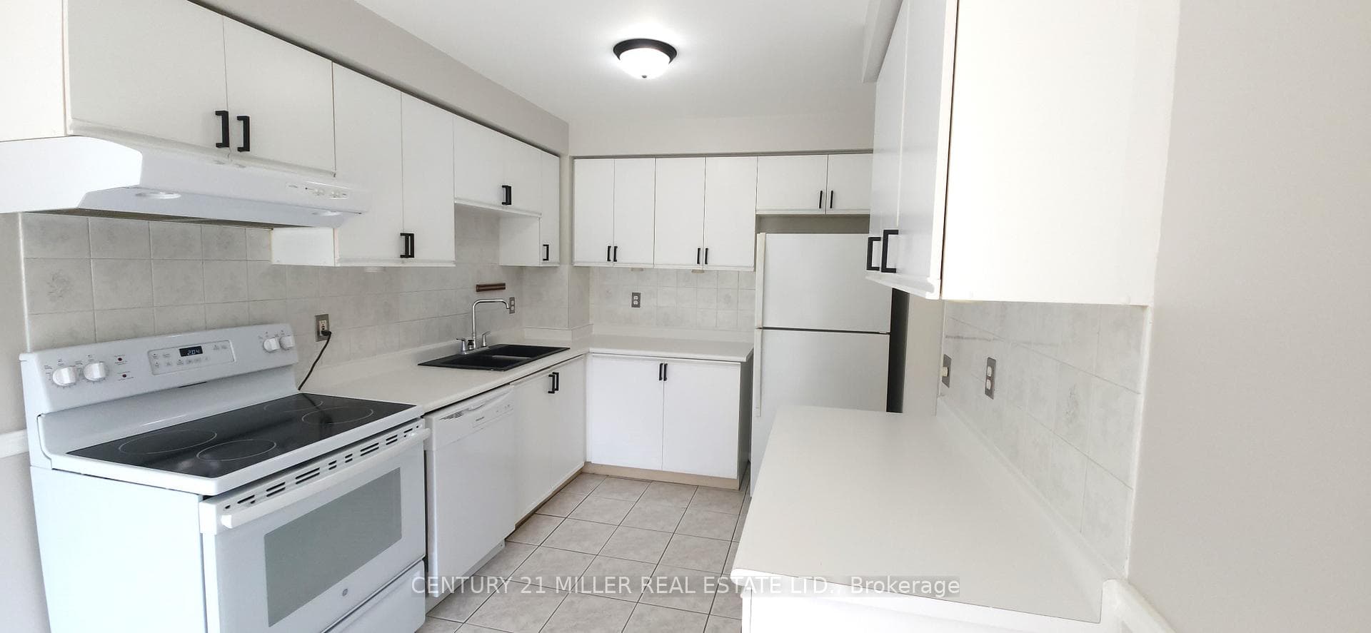 2426 New Wood Drive photo 9