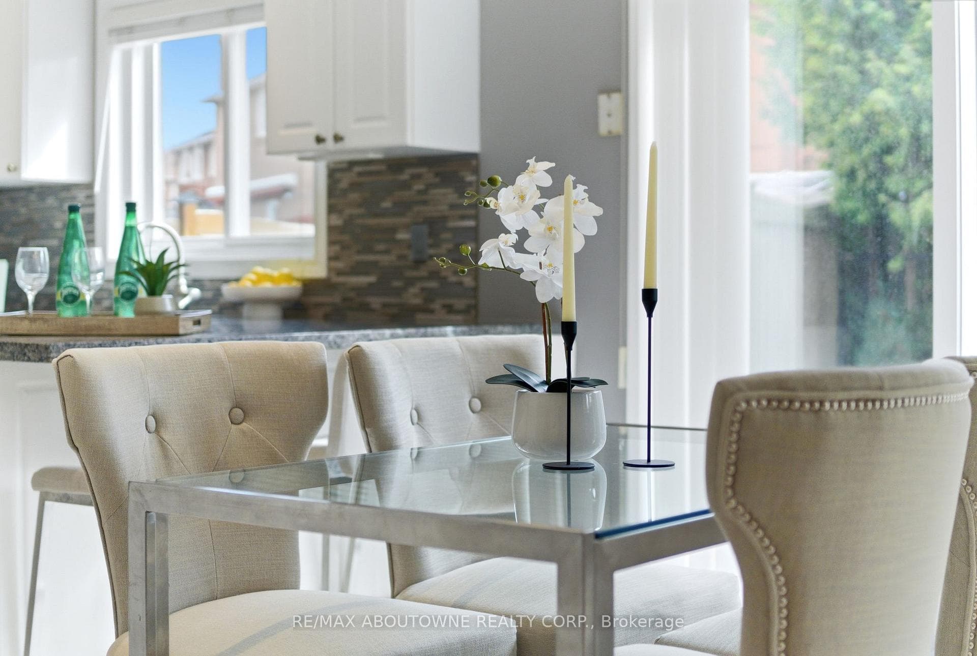Breakfast Nook