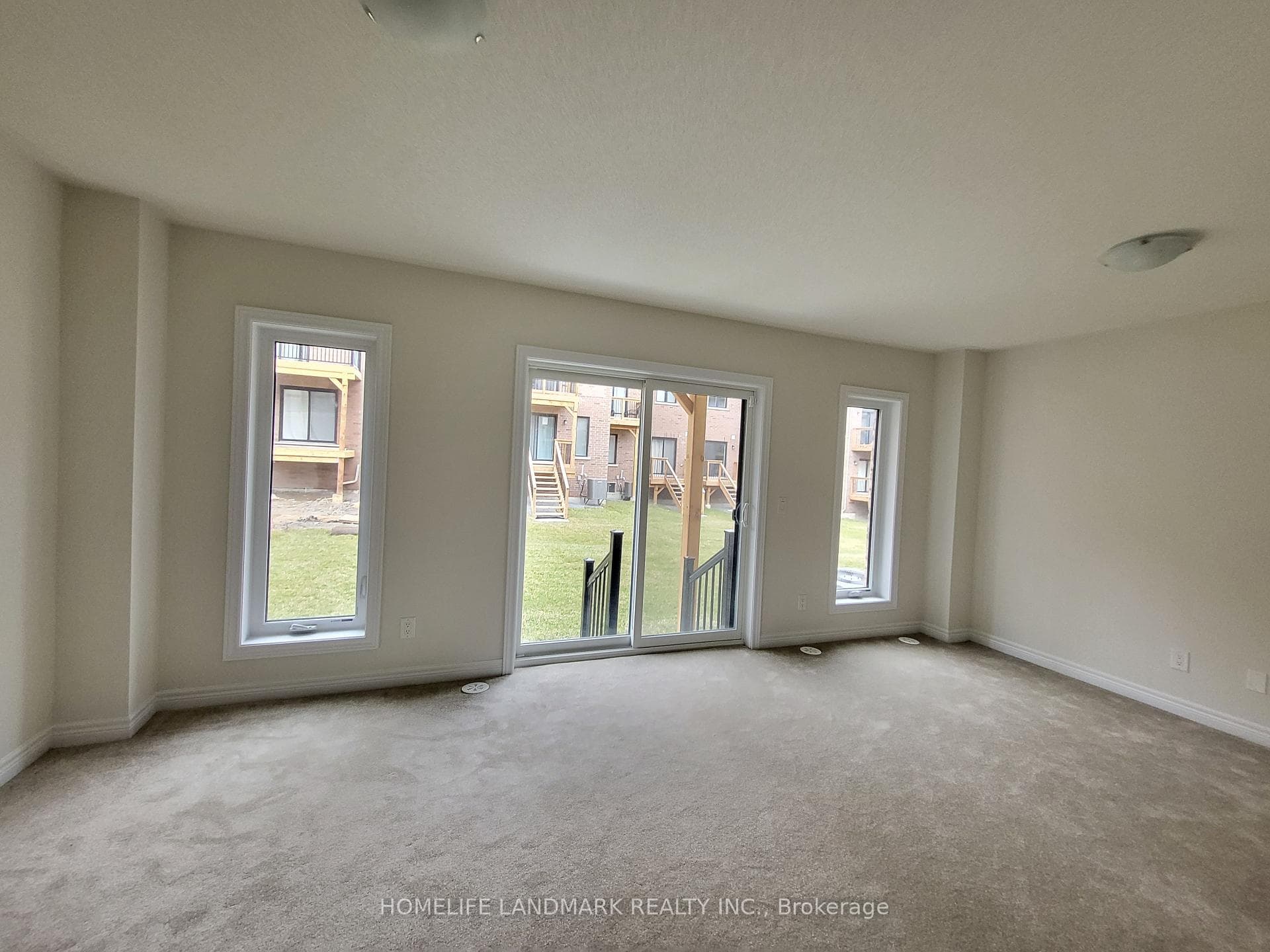 33 Gillivary Drive photo 10
