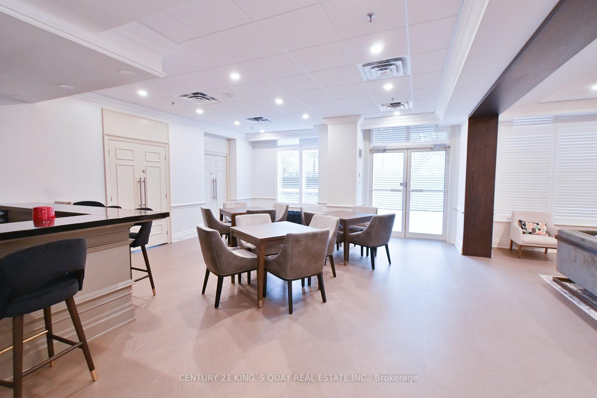 1101 Leslie Street Unit 1602 photo 35