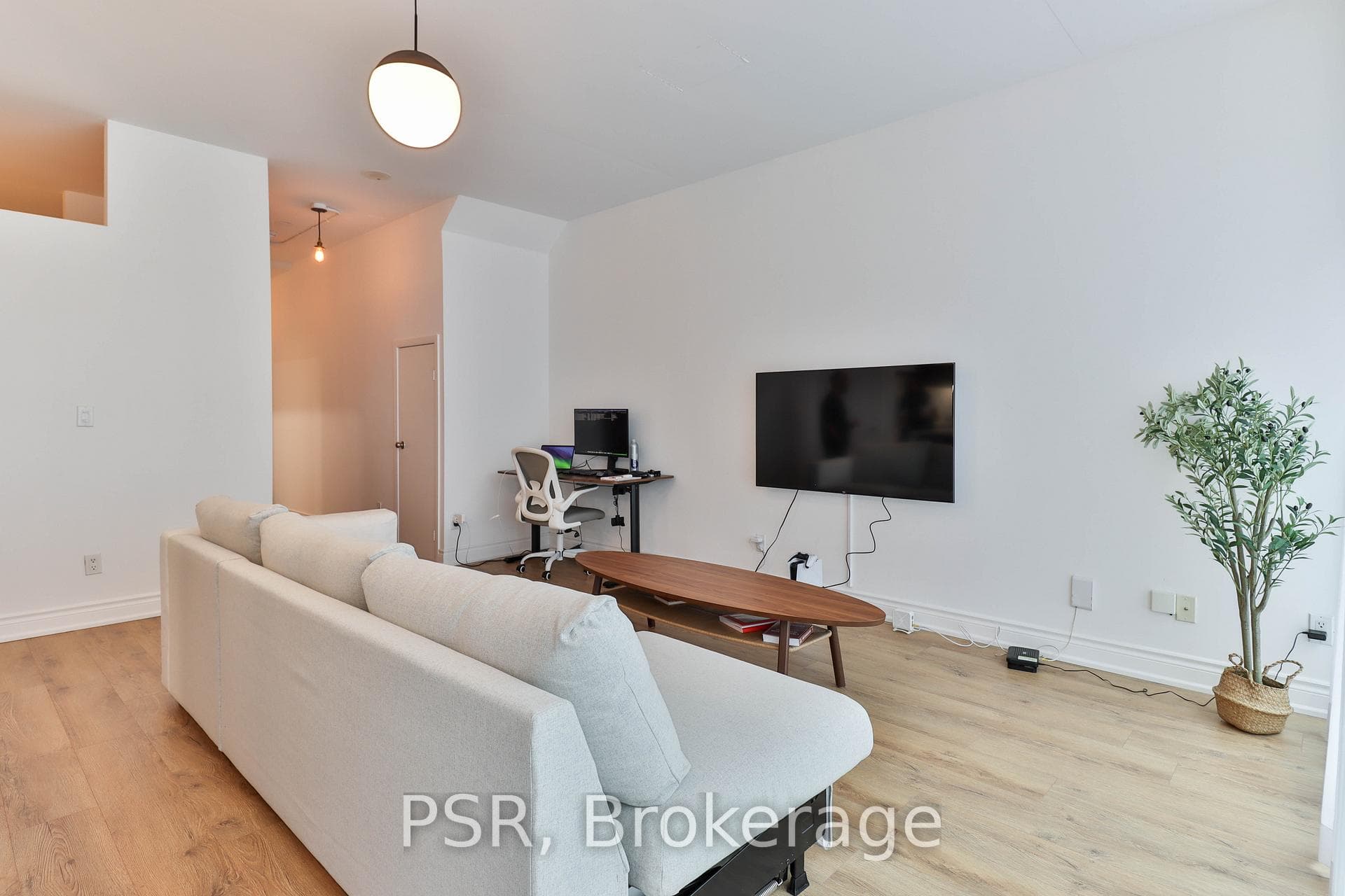 333 Adelaide Street Unit 714 photo 13