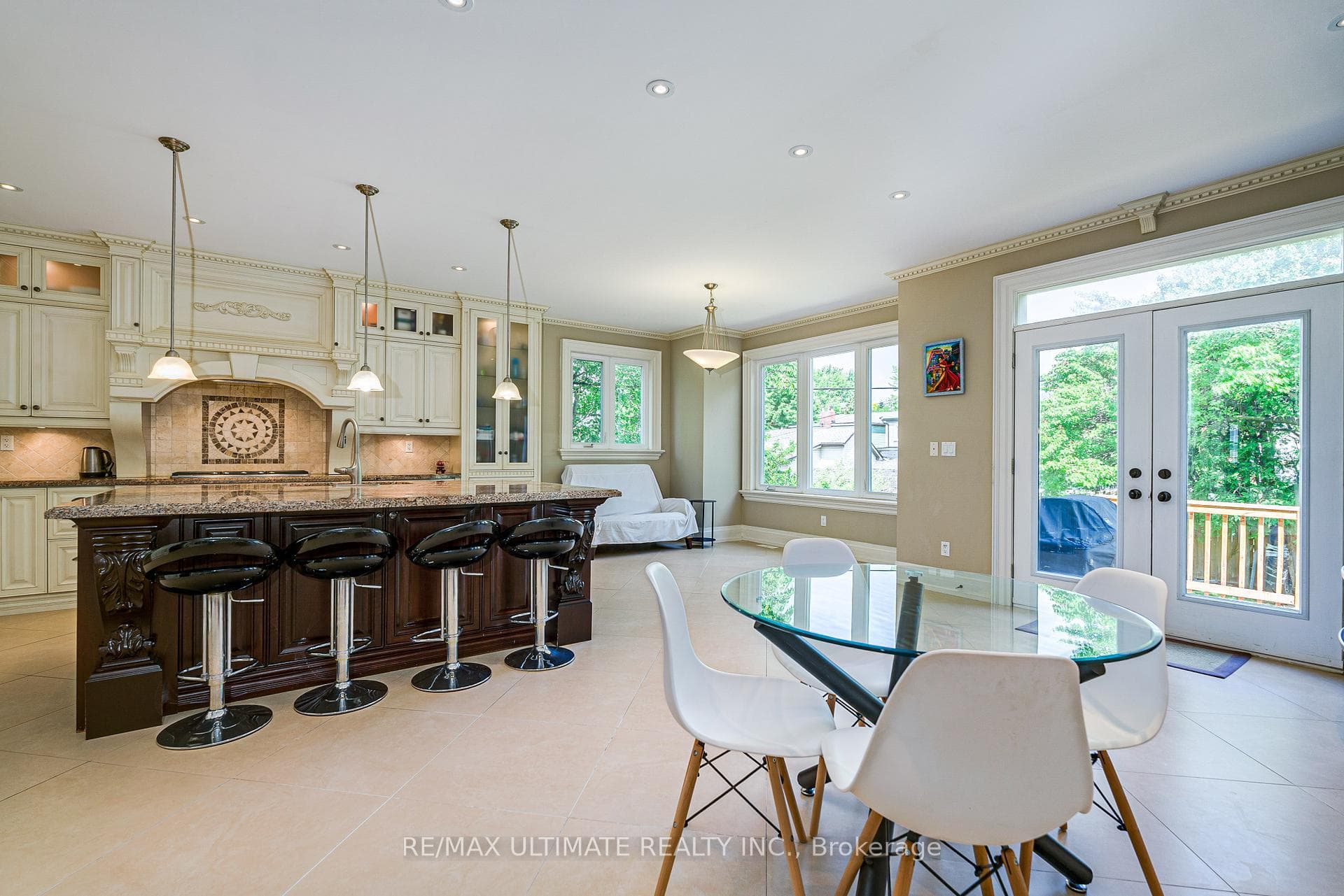 90 Howick Avenue photo 11