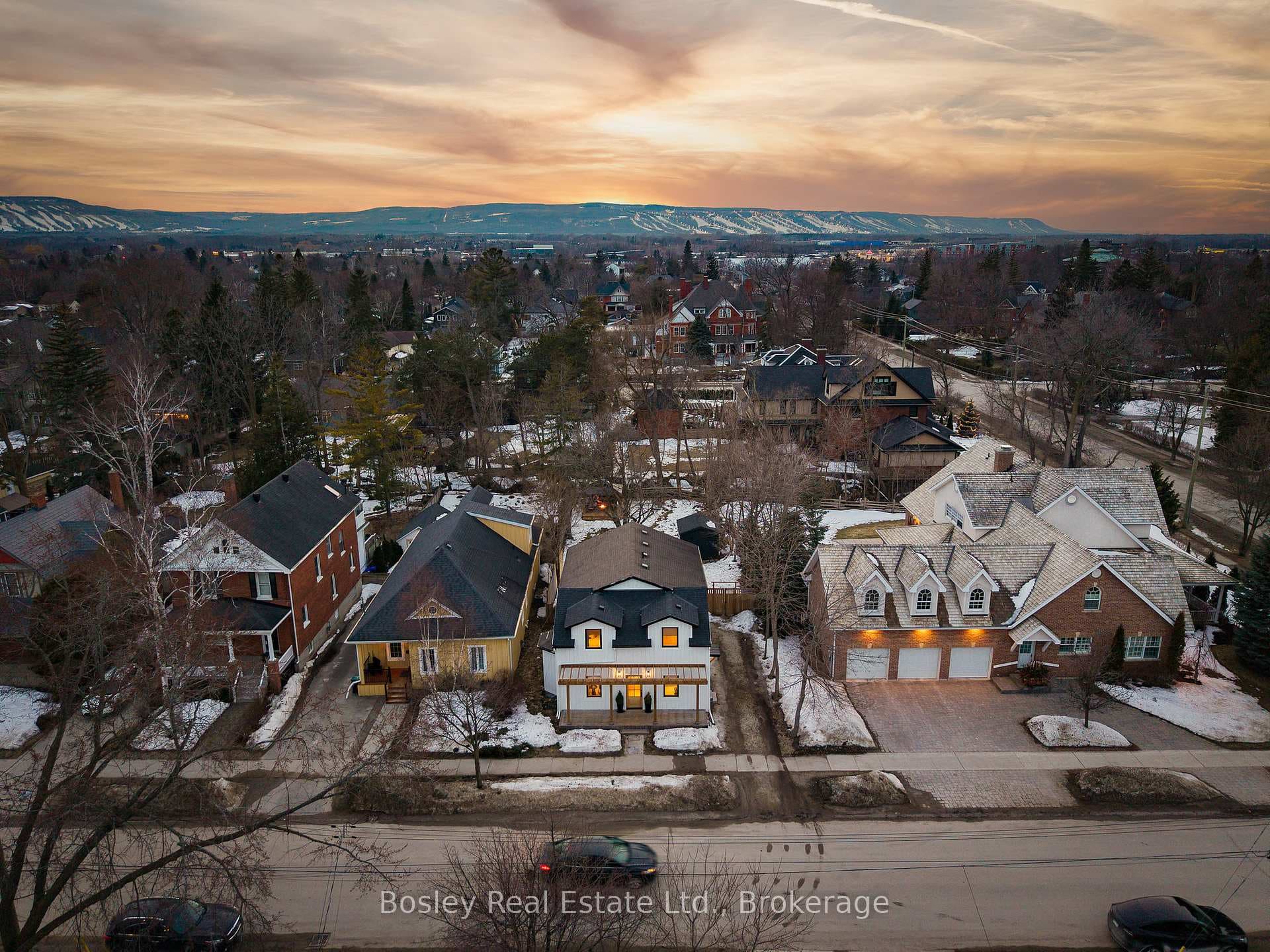 200 Birch Street photo 38