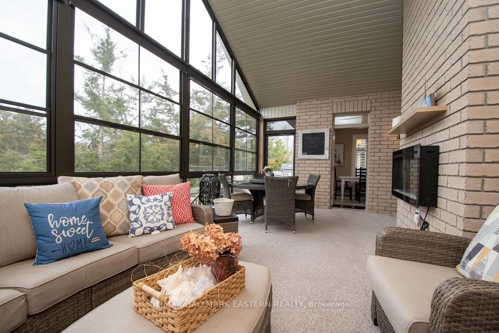 19 Marina Drive photo 22
