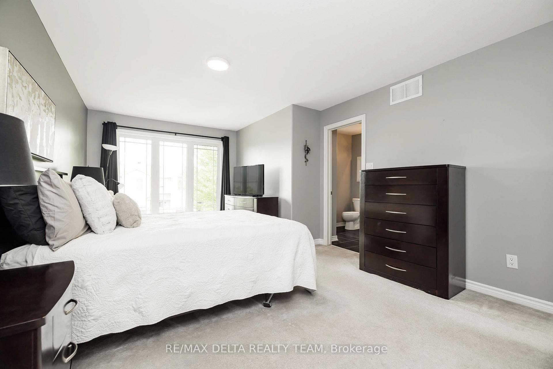 616 Spikemoss Place photo 17