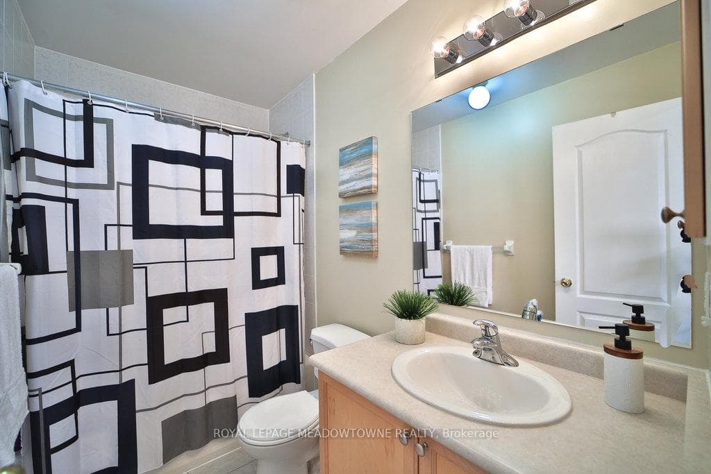 9 Blackcherry Lane photo 21