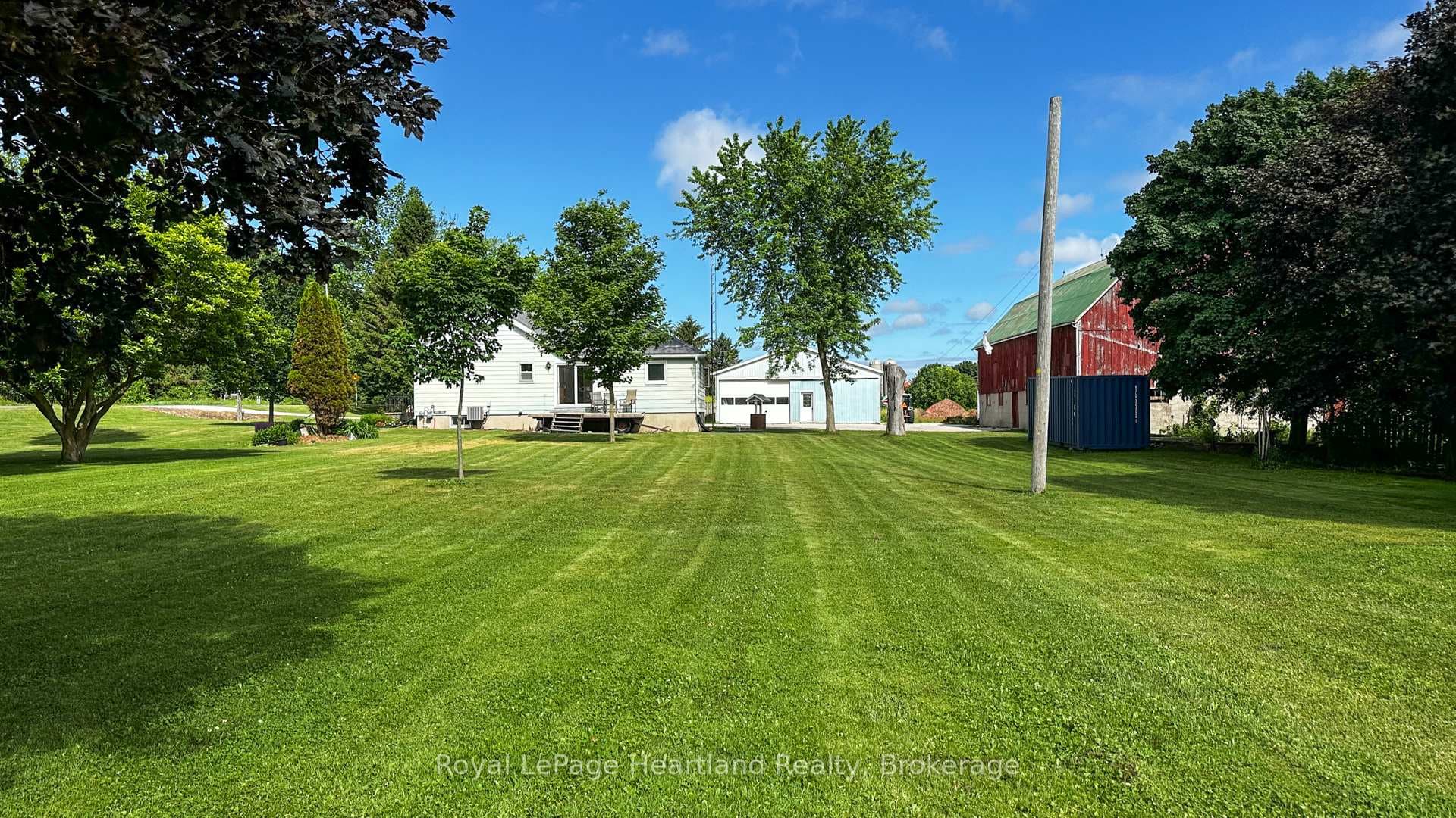 41590 Huron Road photo 35