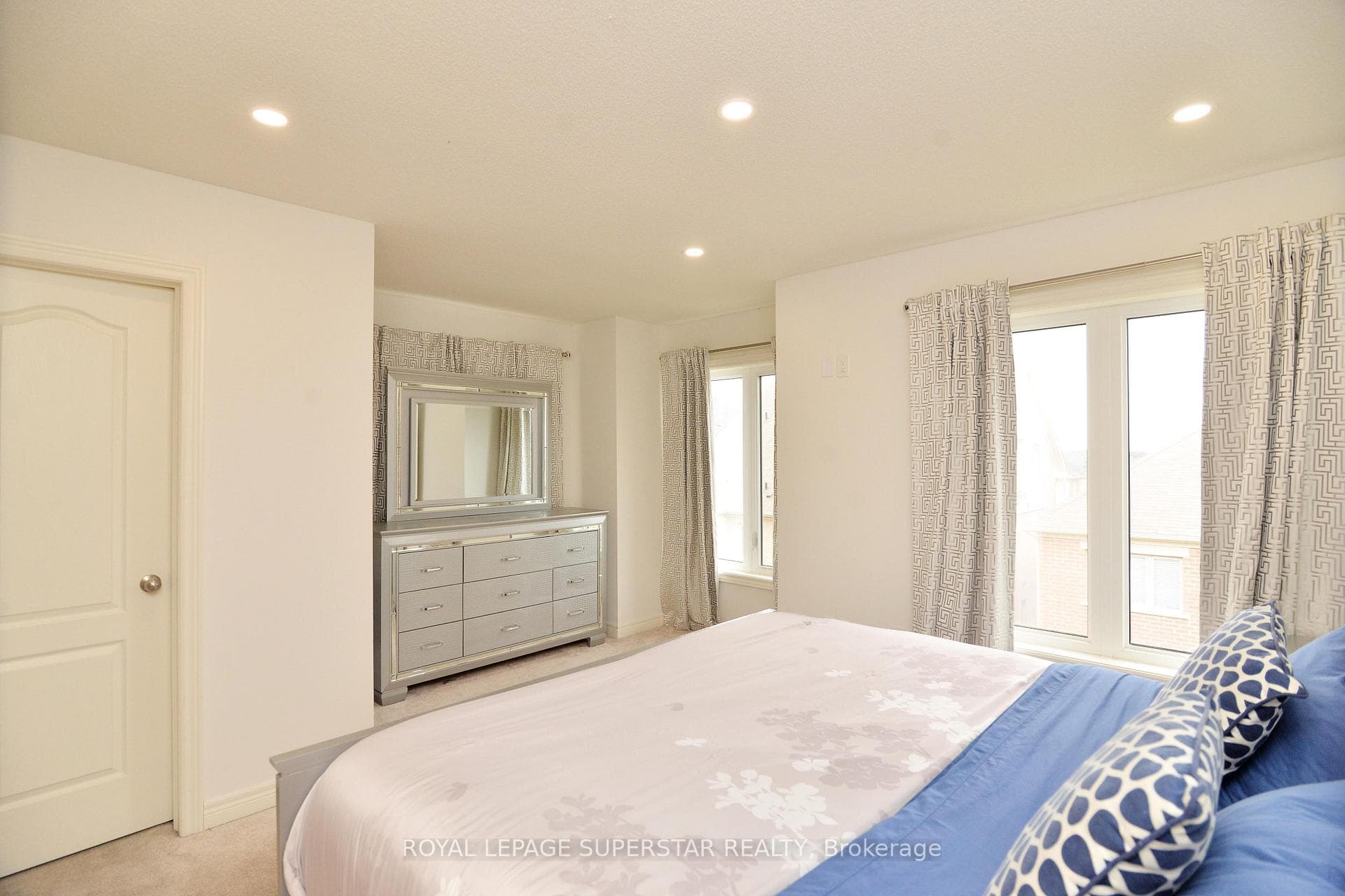 3966 Thomas Alton Boulevard photo 35
