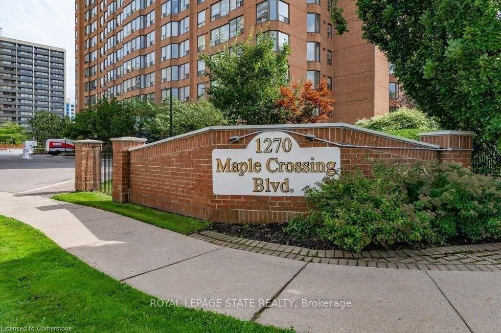 1270 Maple Crossing Boulevard Unit 914 photo 12