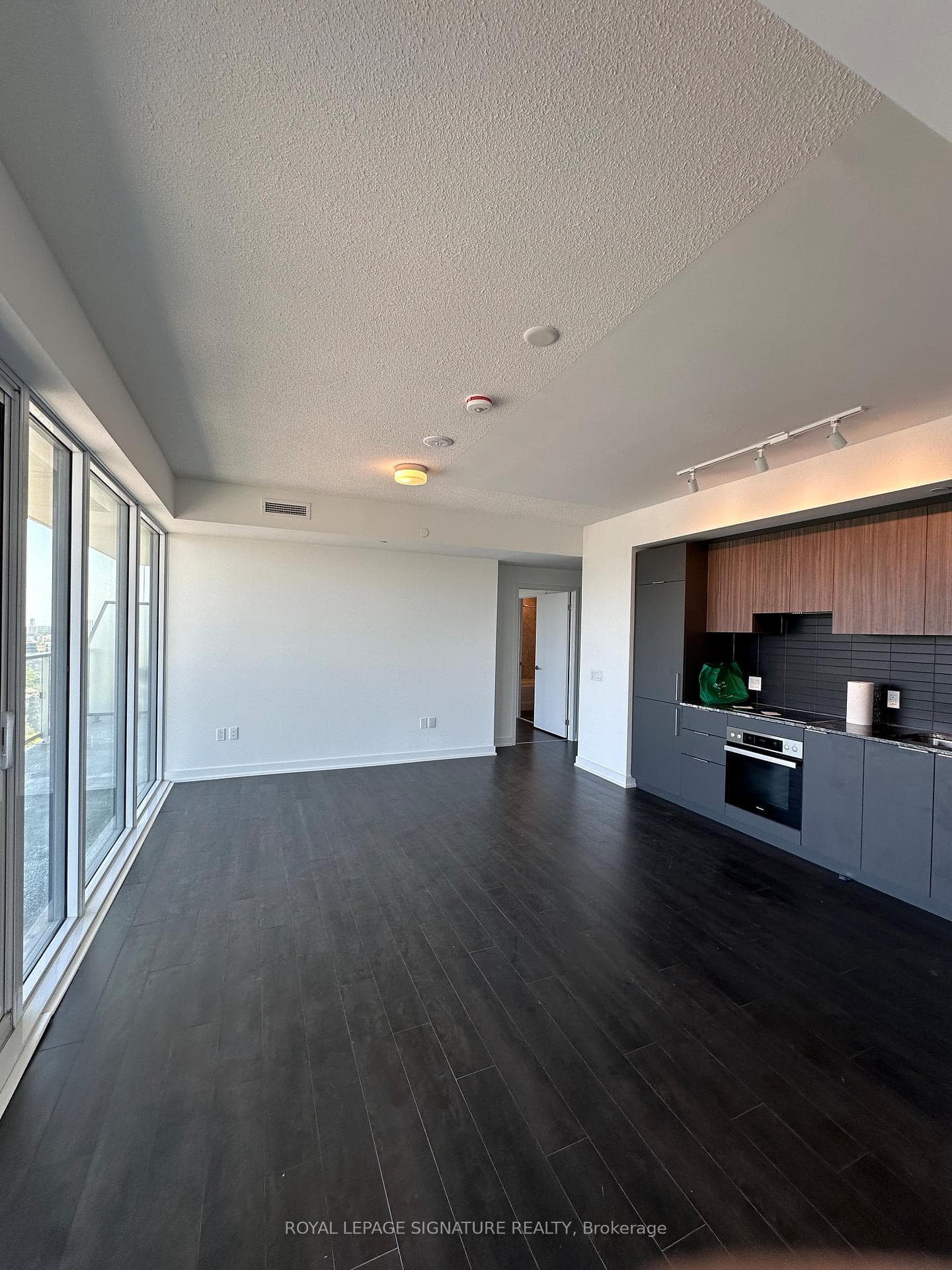 50 O'Neill Road Unit 1604 photo 23