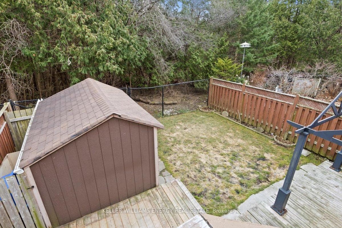 723 Craighurst Court photo 40