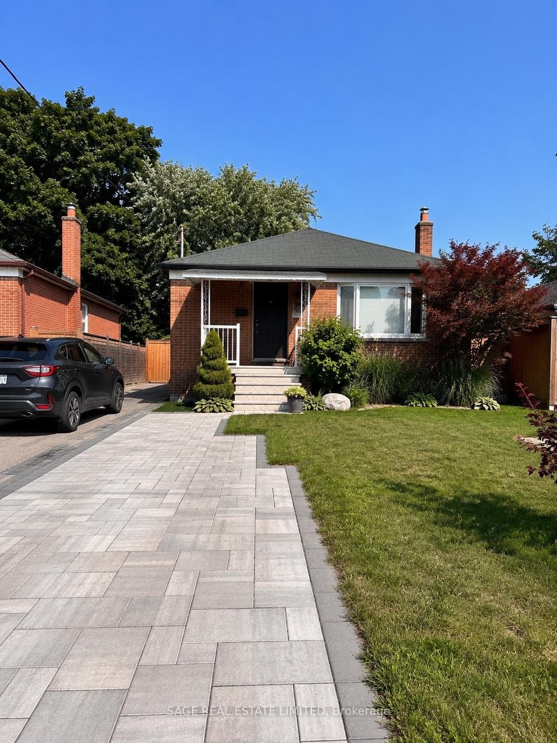 73 Cynthia Road photo 1