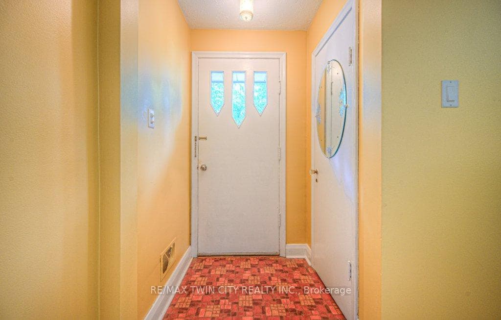 94 Weber Street photo 6