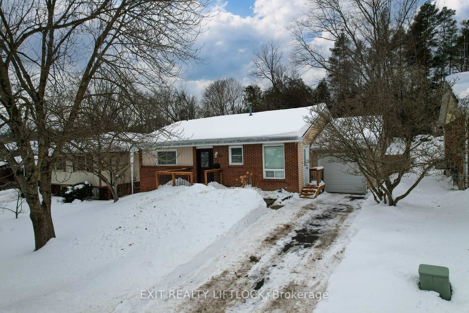 949 Golfview Road photo 29