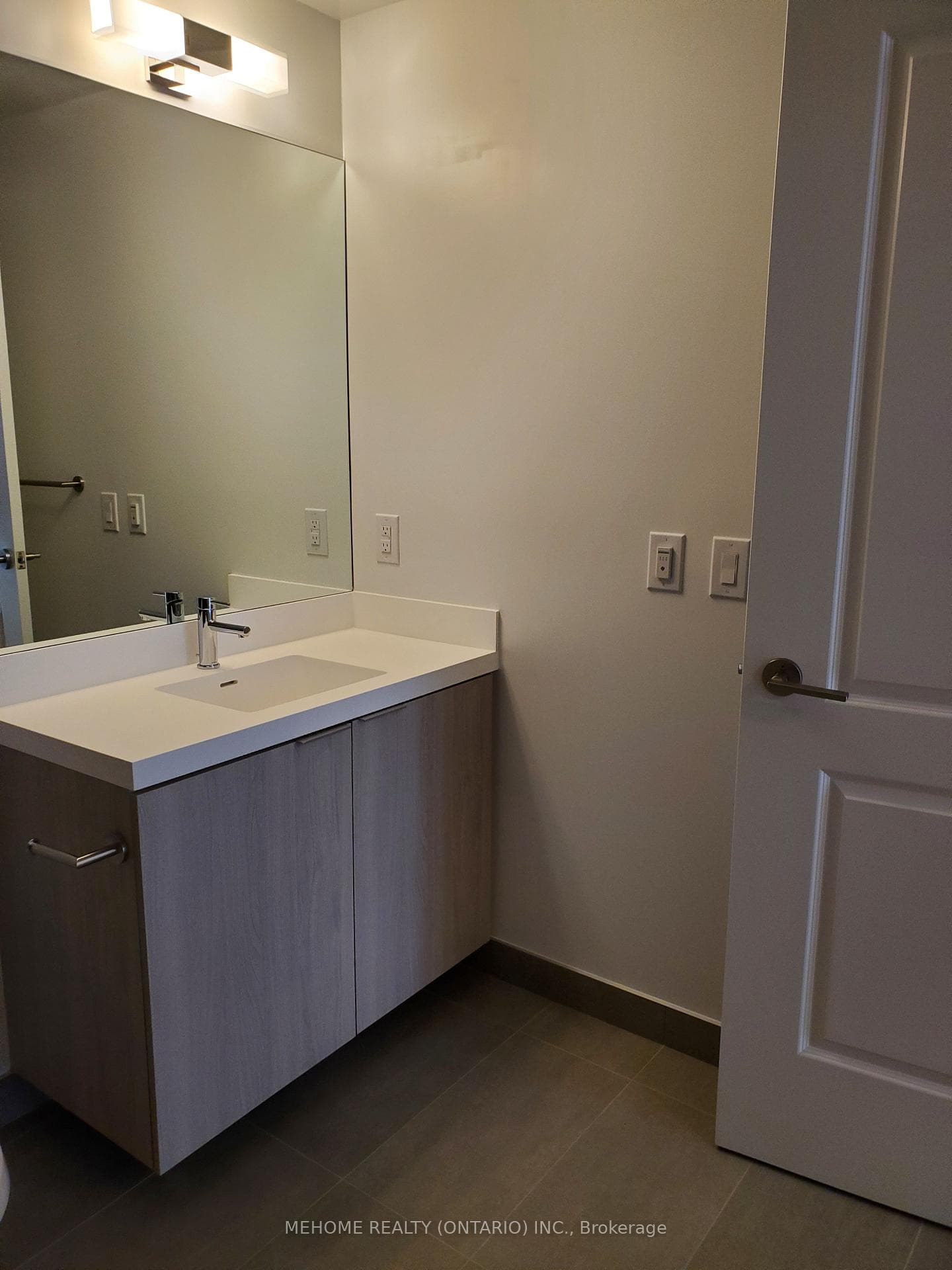8 Widmer Street Unit #802 photo 8