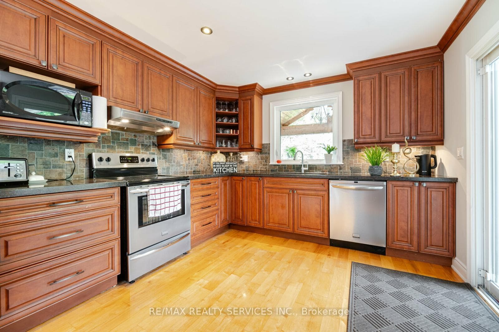 18 Fern Street photo 14