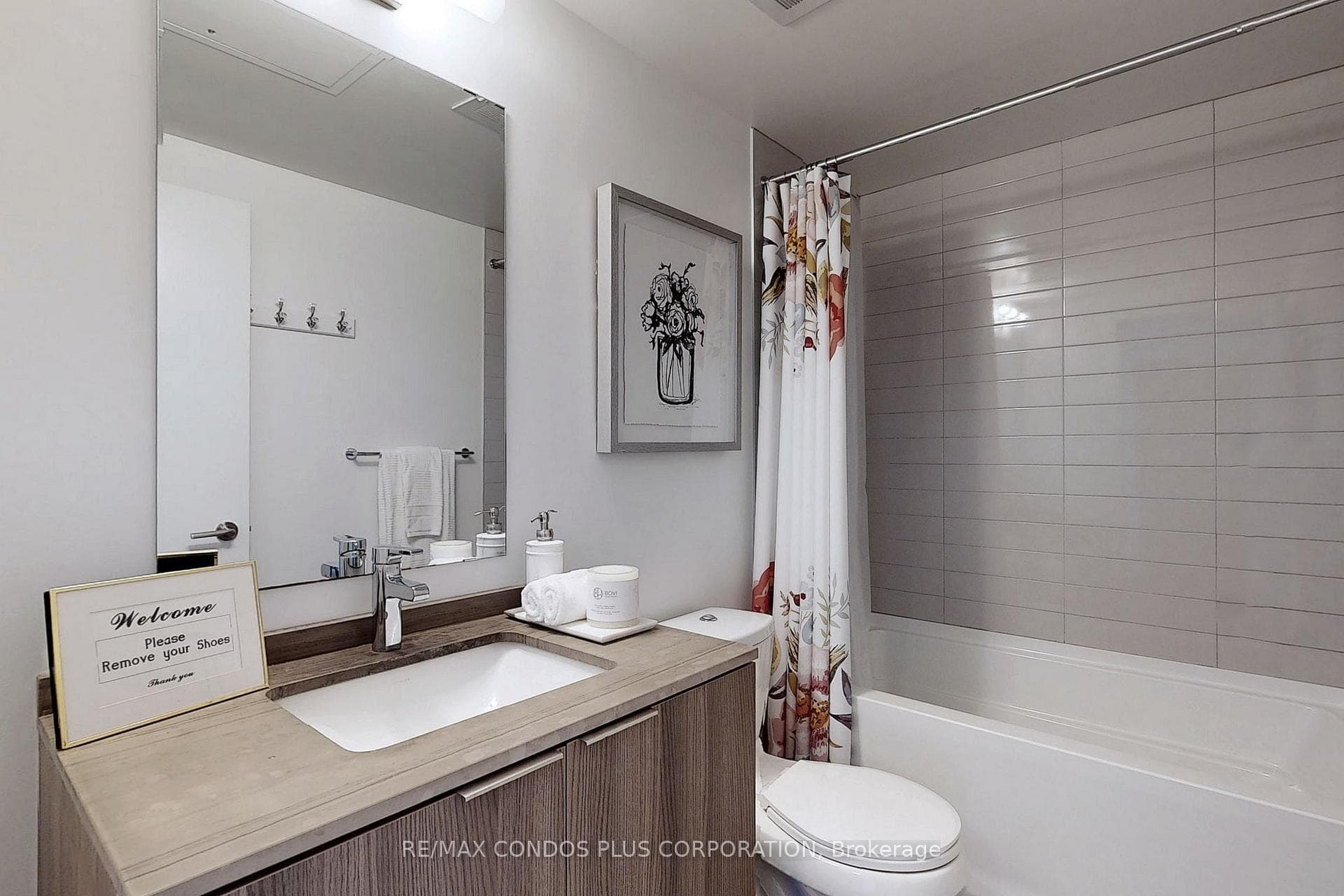 11 Wellesley Street Unit 5406 photo 17
