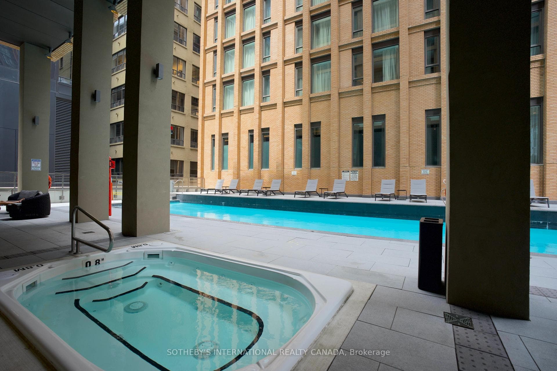 8 Widmer Street Unit 3209 photo 15