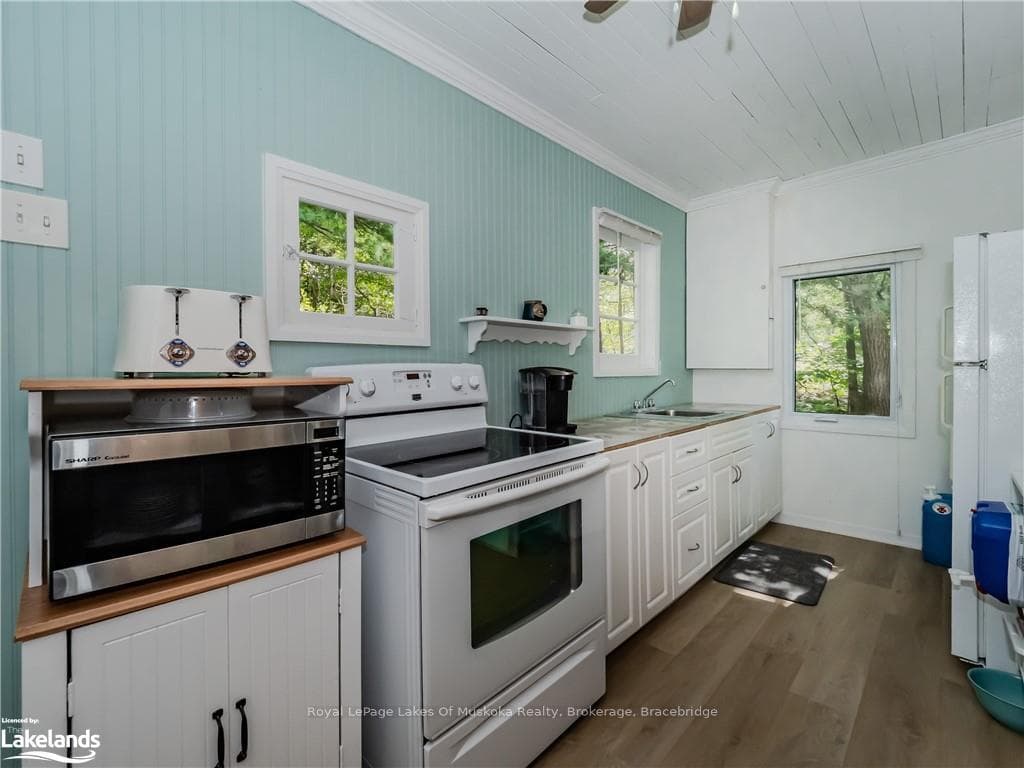1037 THREE Road photo 10