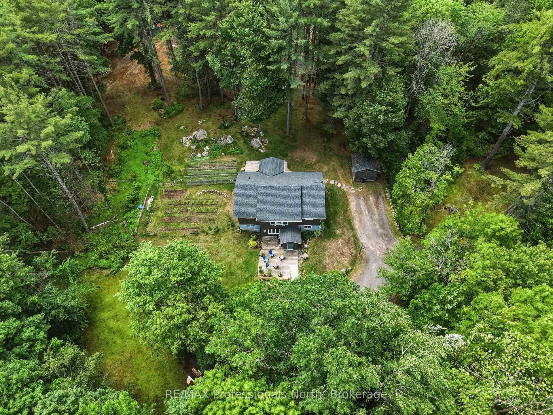 81 WATSON Lane photo 37