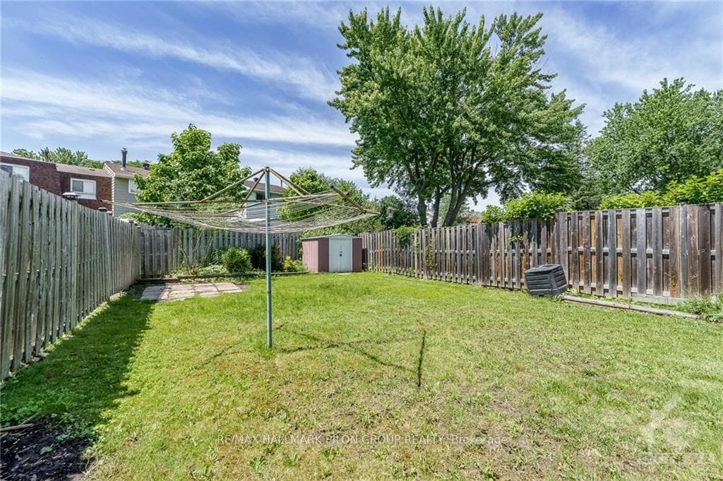 1606 GREY NUNS Drive photo 17