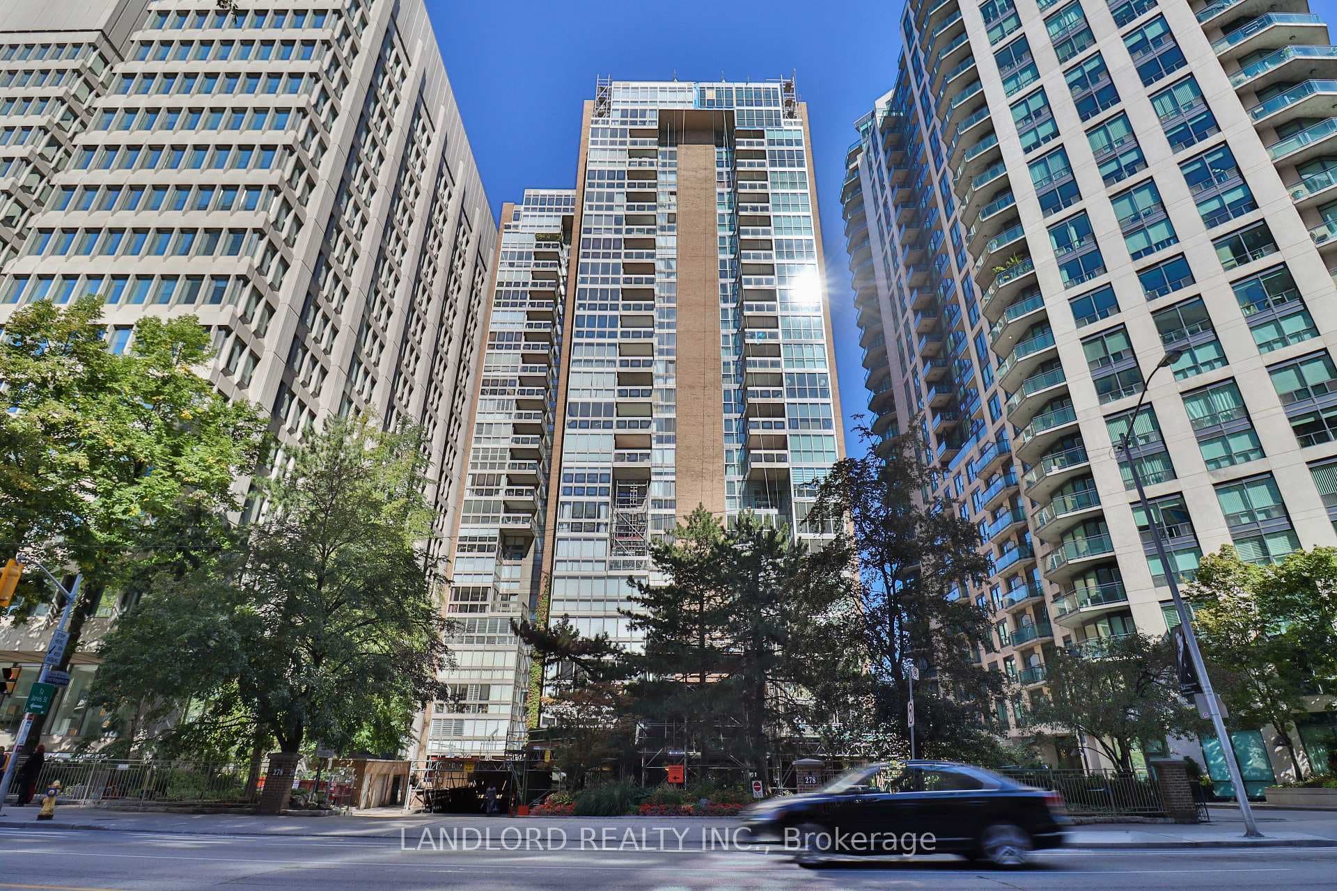 278 Bloor Street Unit 1801 photo 4