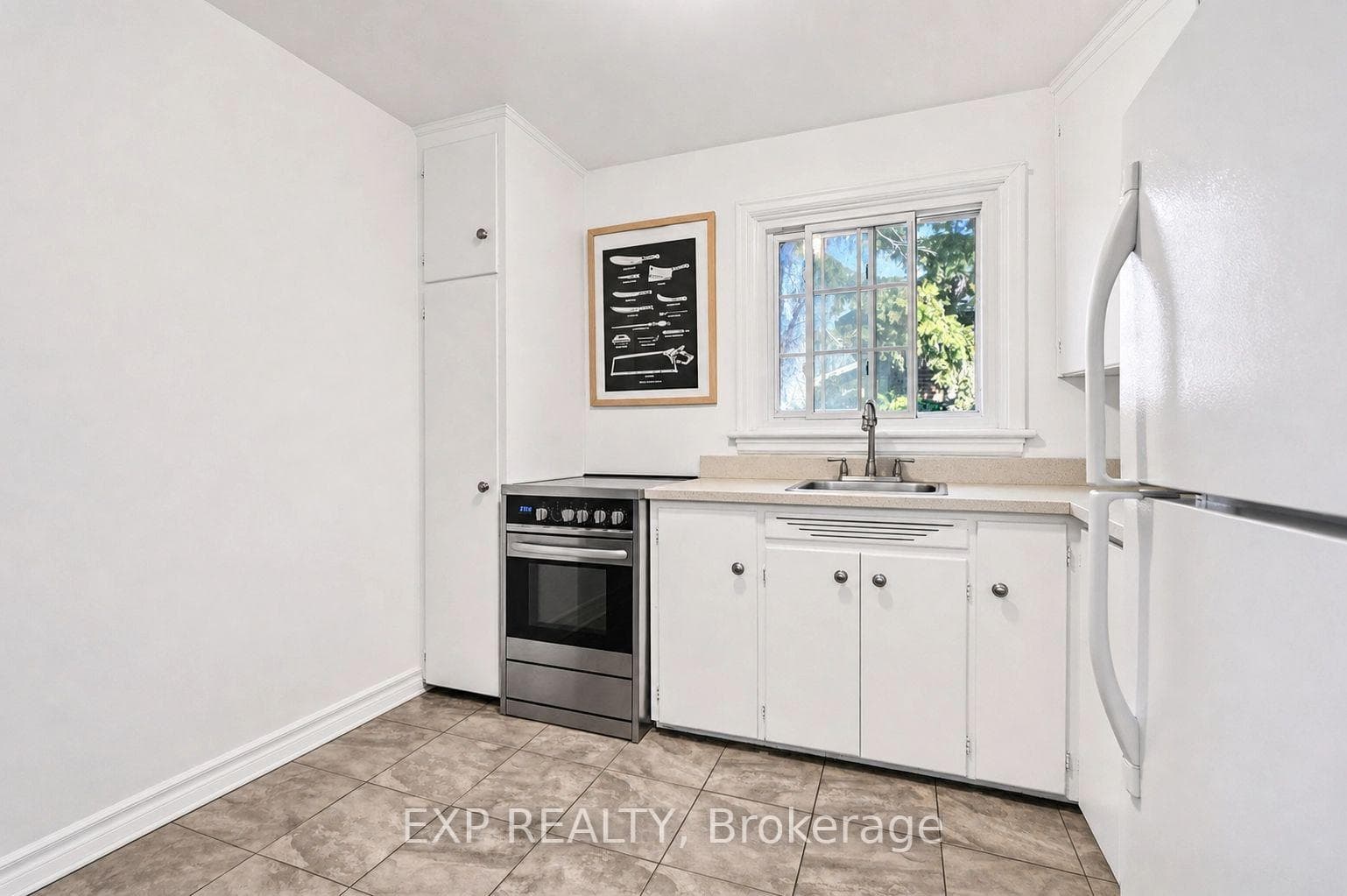 42 Warren Avenue photo 7