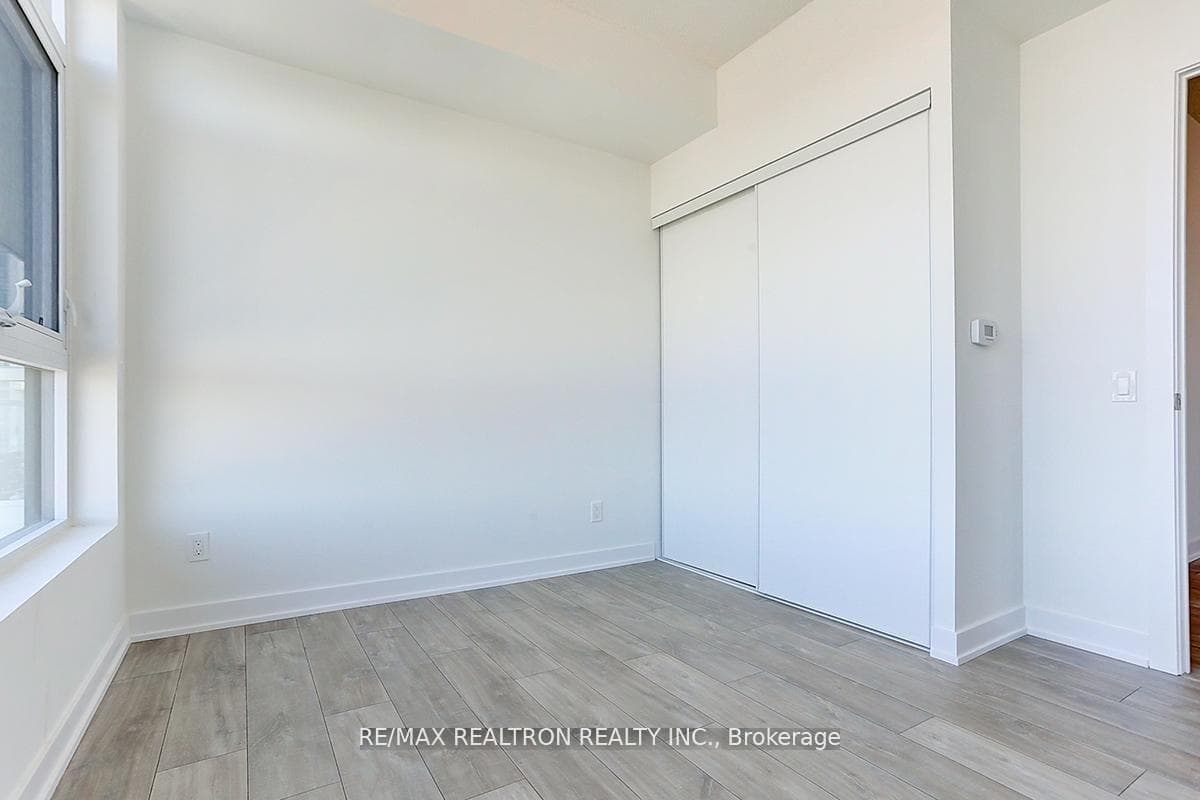 251 Manitoba Street Unit 2409 photo 12