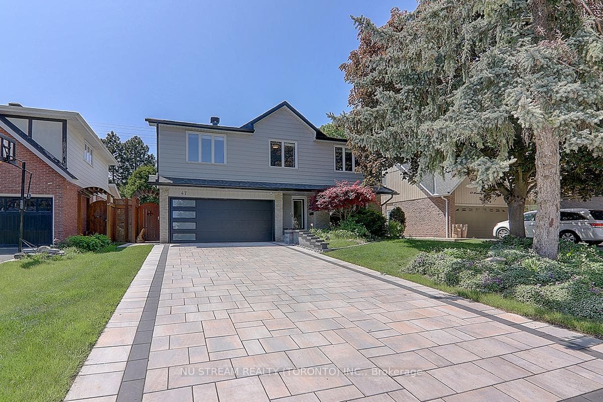 47 Hemingway Crescent photo 1