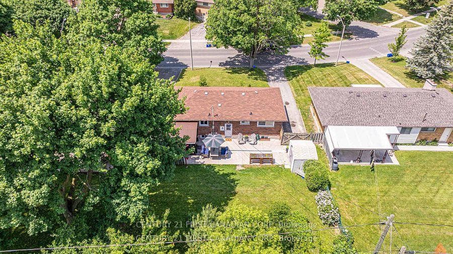 212 King Edward Avenue photo 40