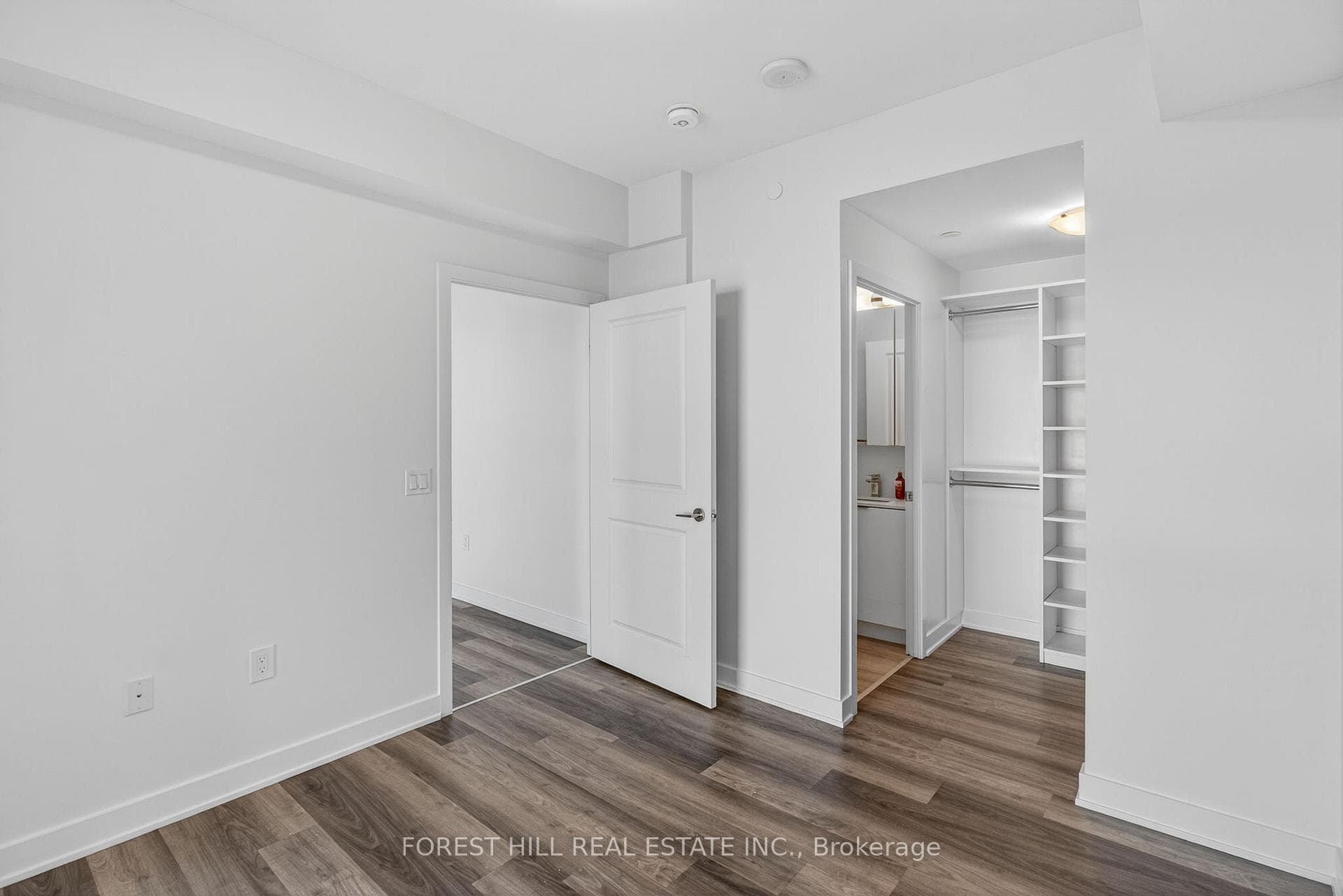 100 Eagle Rock Way Unit 529 photo 12