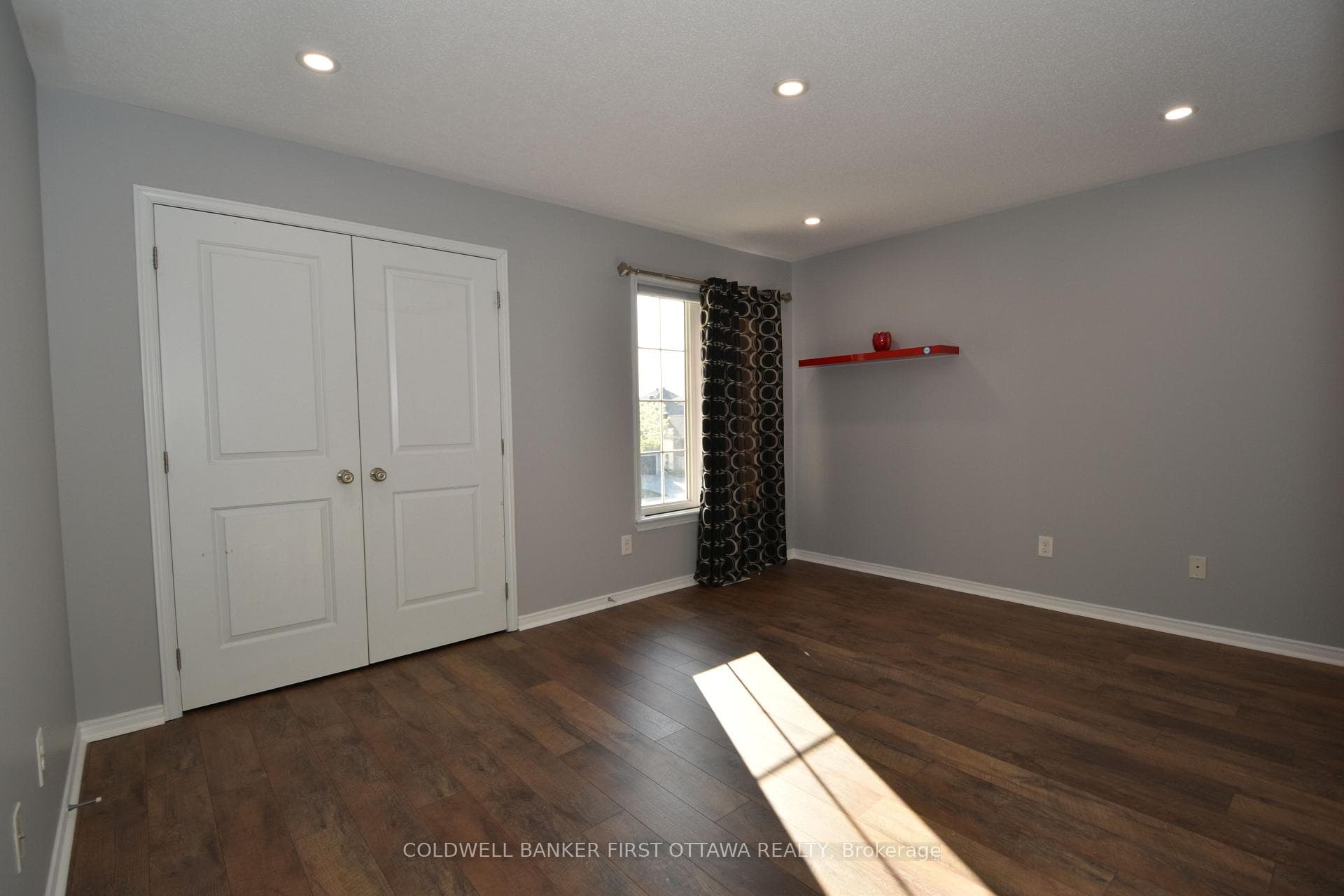413 Blackleaf Drive photo 20