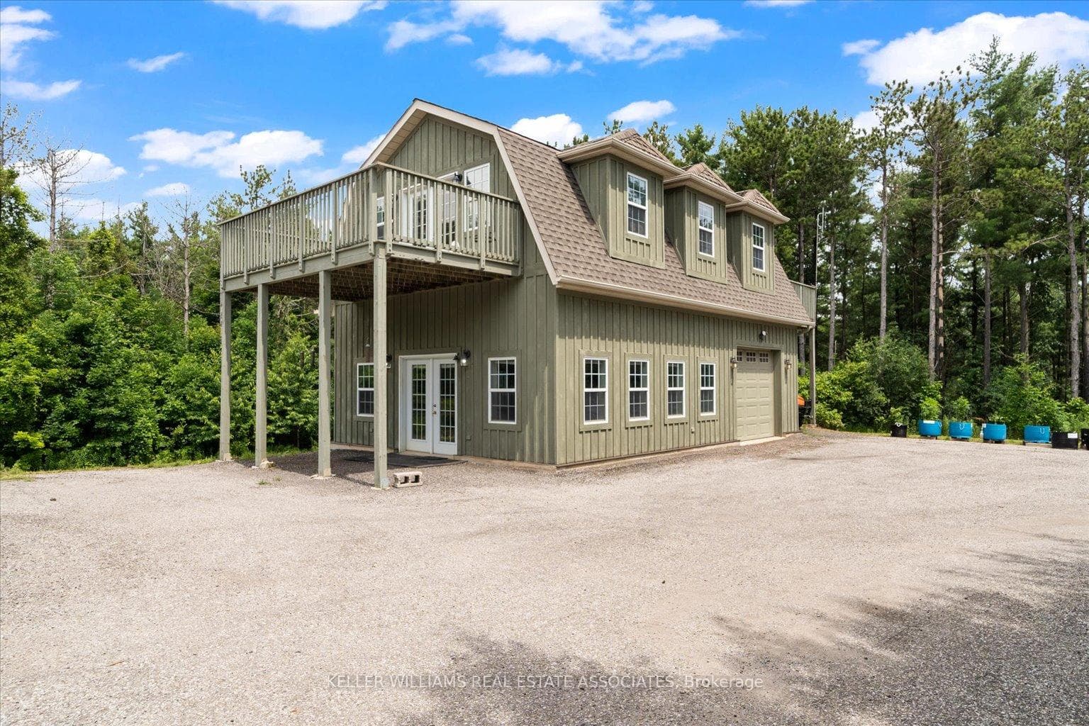 1030 King Street photo 7