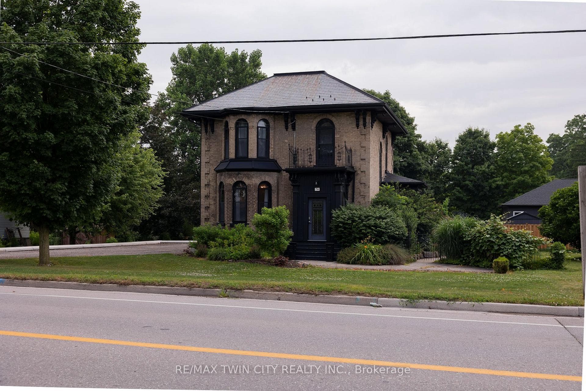 76.5 STOVER Street photo 2