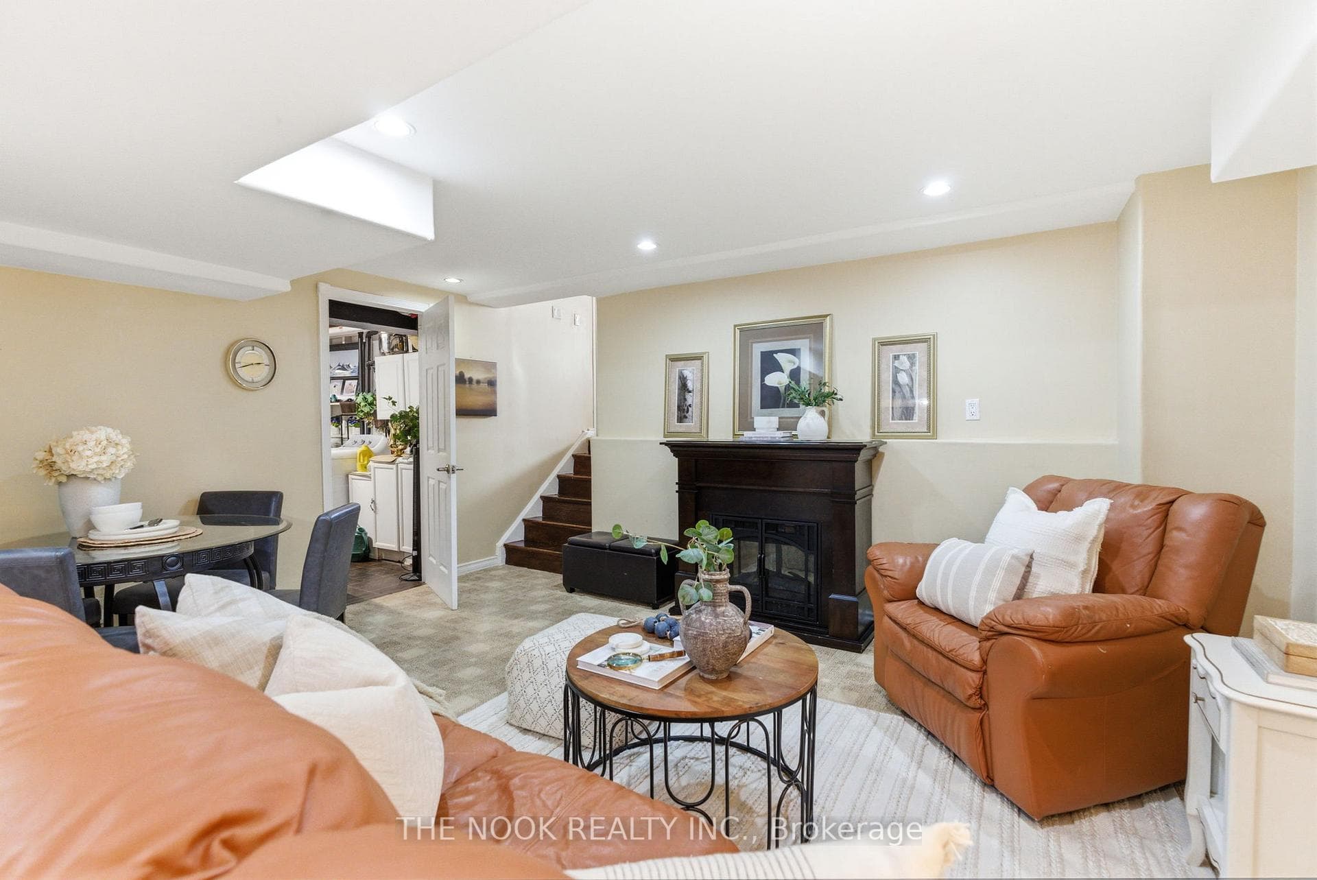 181 Edward Street photo 43