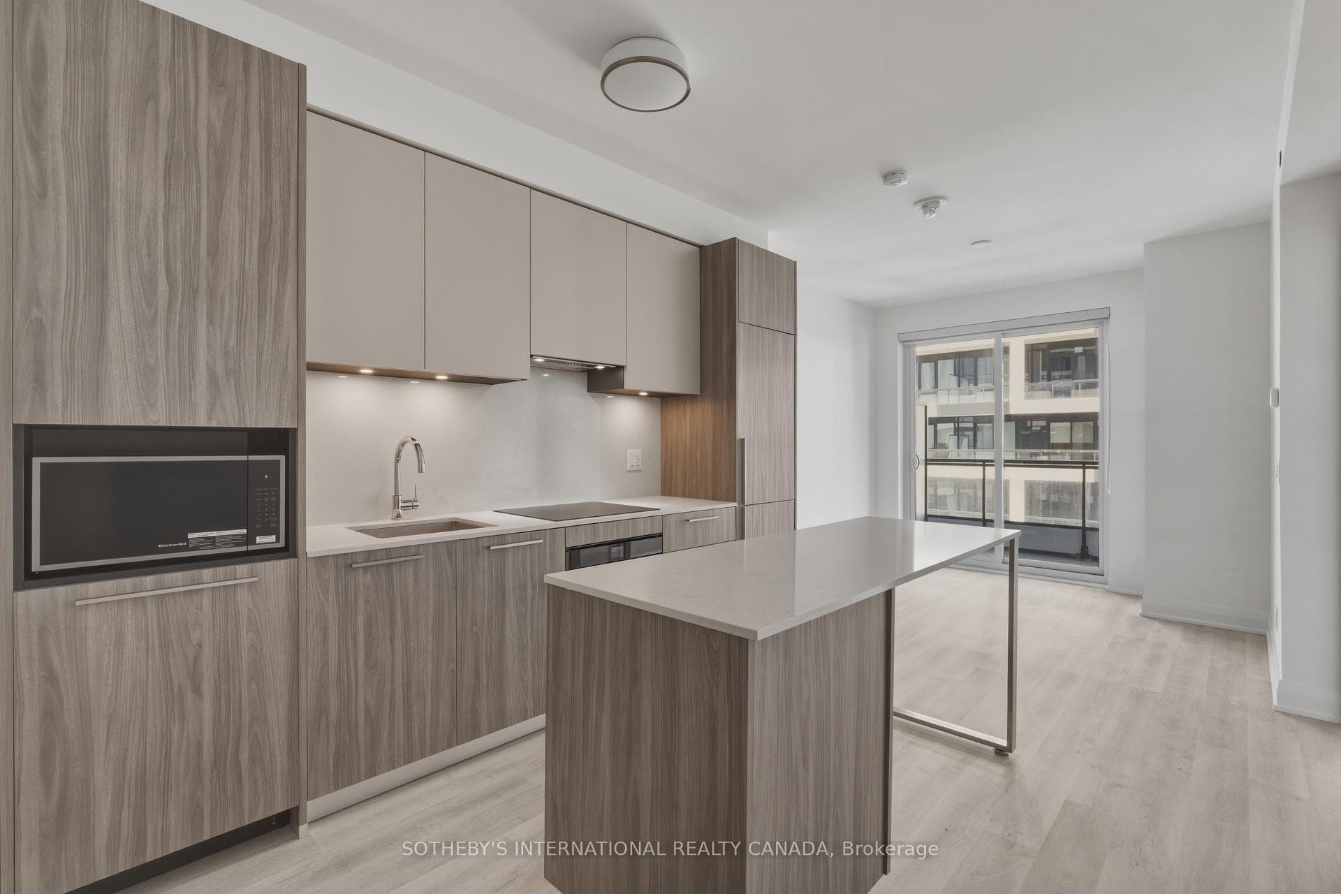 65 Broadway Avenue Unit 3402 photo 4