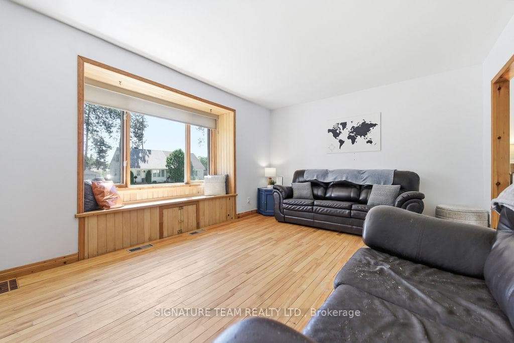 19 Thomson Crescent photo 20