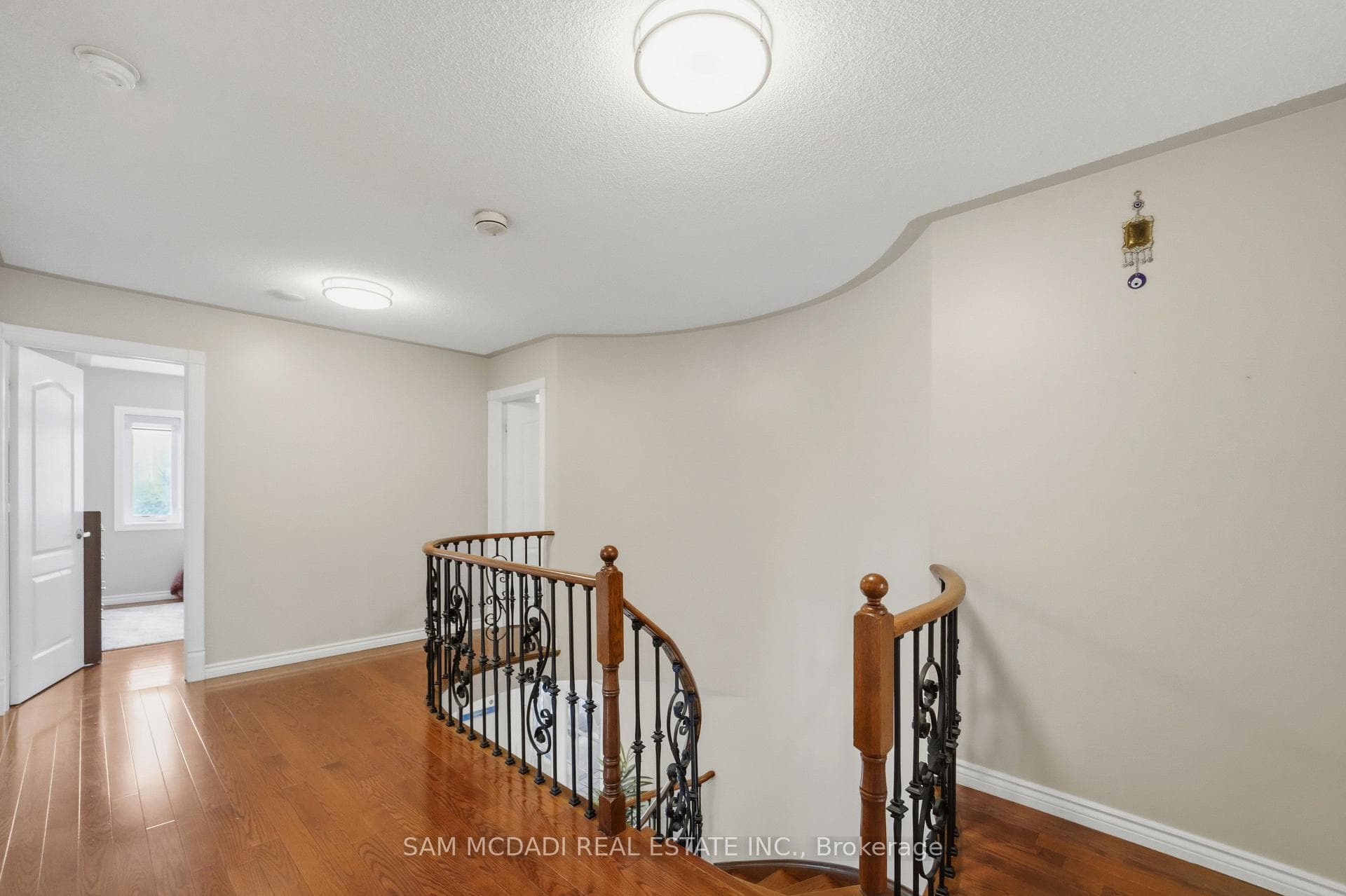 3605 Trelawny Circle photo 16