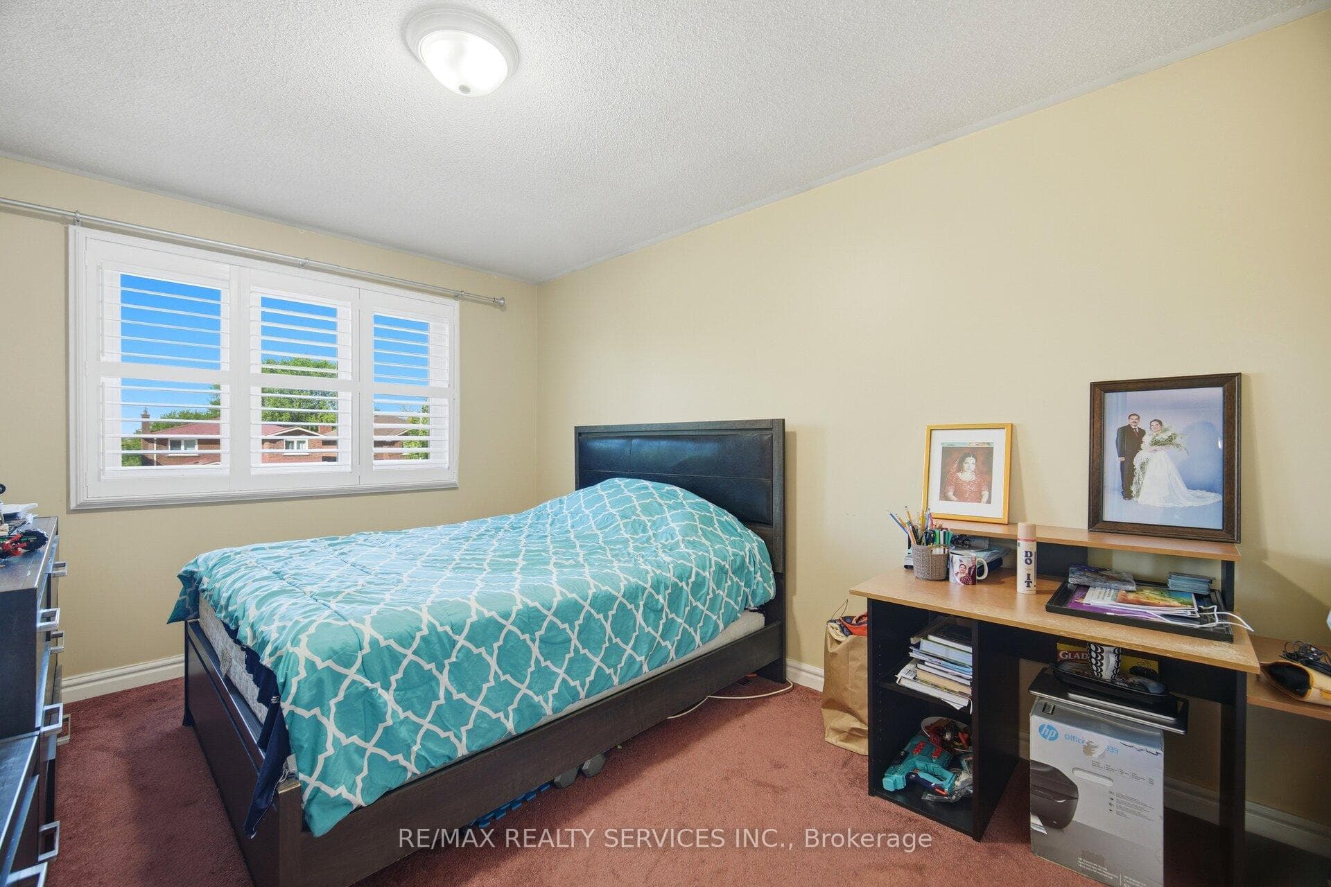 26 Sunforest Drive photo 28