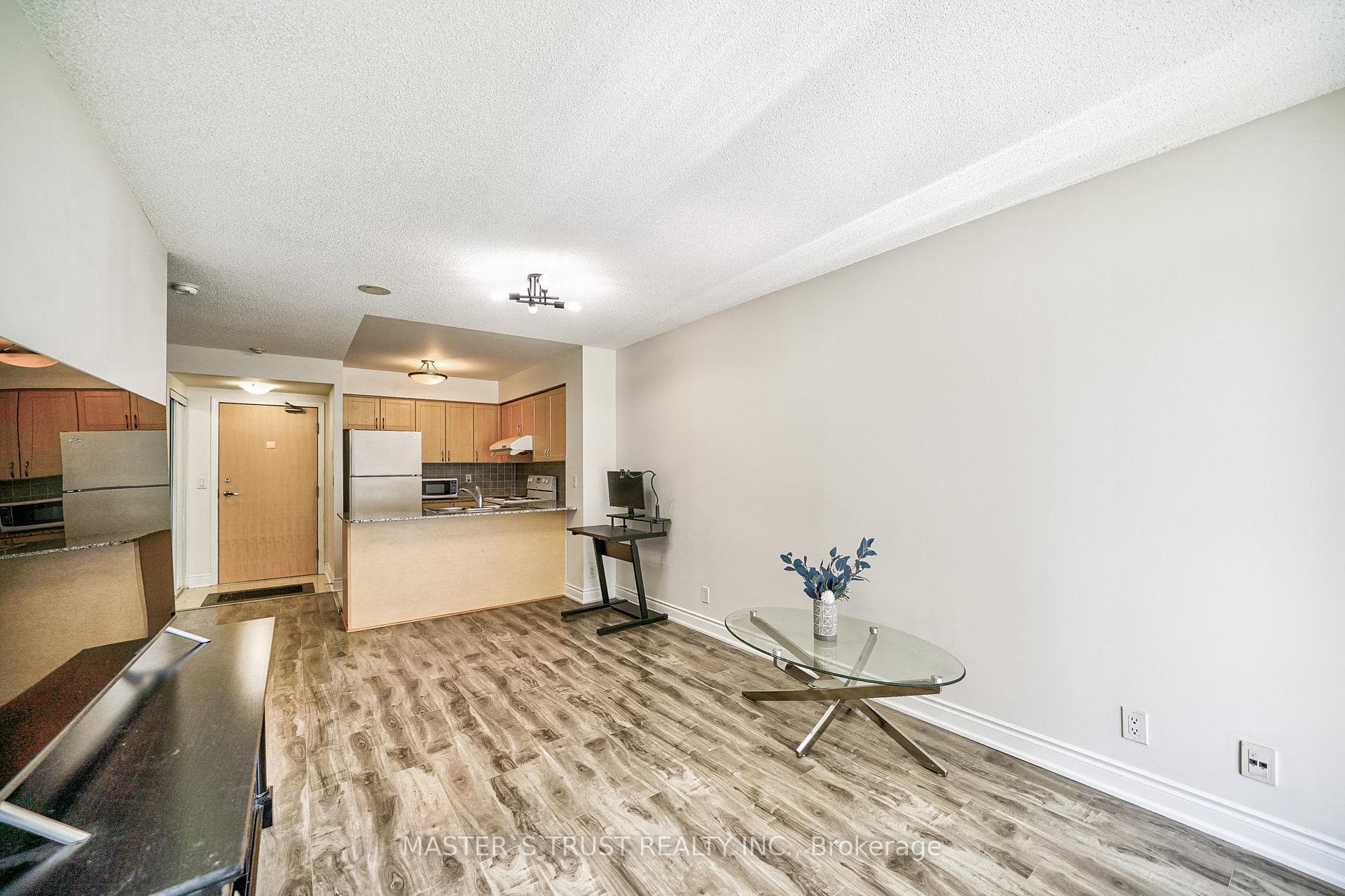55 South Town Centre Boulevard Unit 506 photo 14