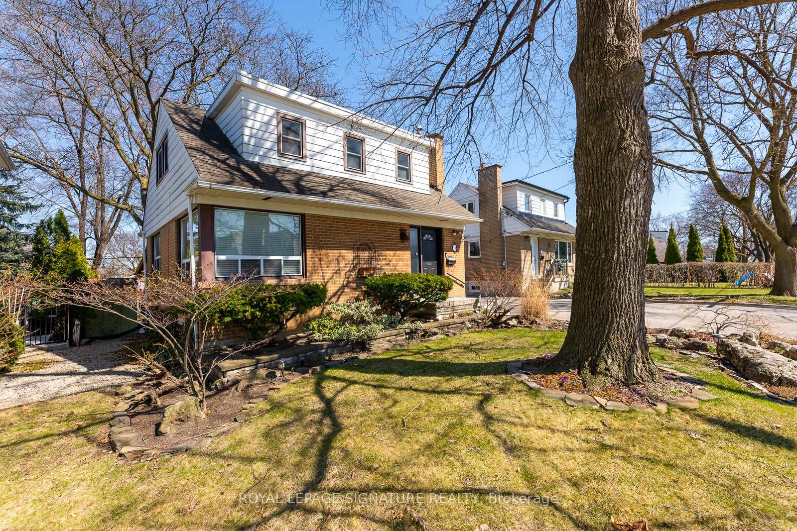 11 Coppermill Drive photo 3
