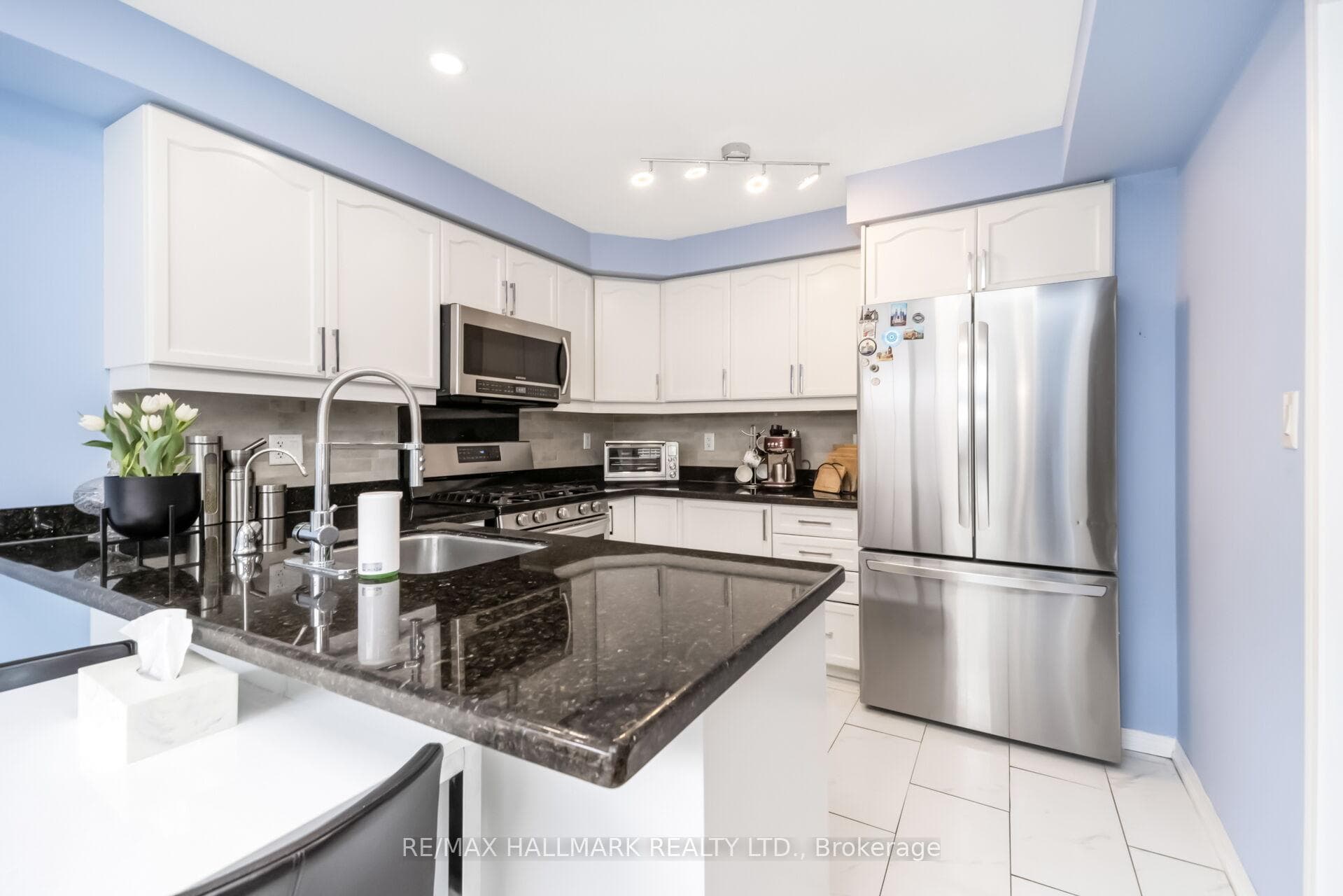 898 Mcnair Circle photo 14