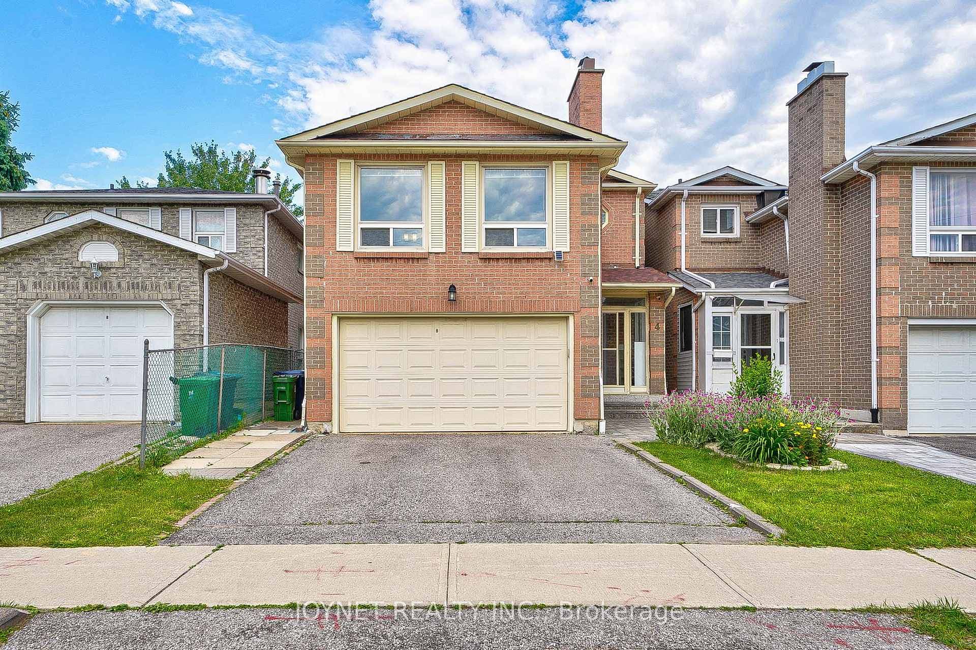 4 Ingleton Boulevard photo 1
